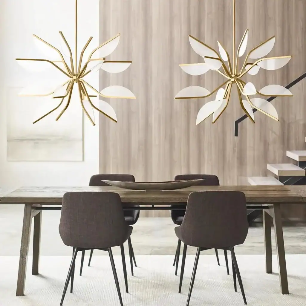 Visual Comfort & Co. Belterra pendant, pair above a dining table